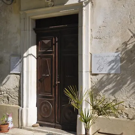 Les Cigales Bed and breakfast Charols