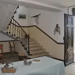 Les Cigales Bed and Breakfast Charols