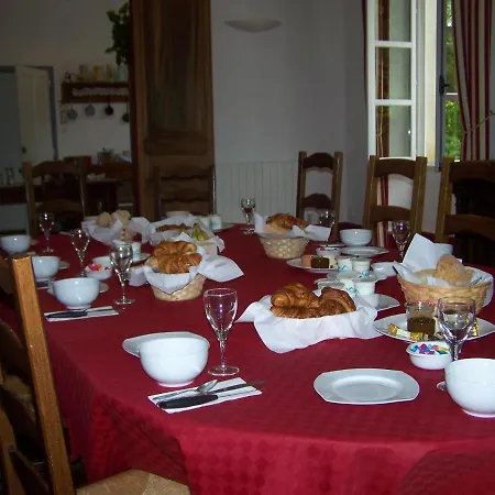 Les Cigales Bed & Breakfast