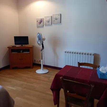 Les Cigales Bed and Breakfast 3*