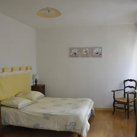 Les Cigales Bed & Breakfast Charols