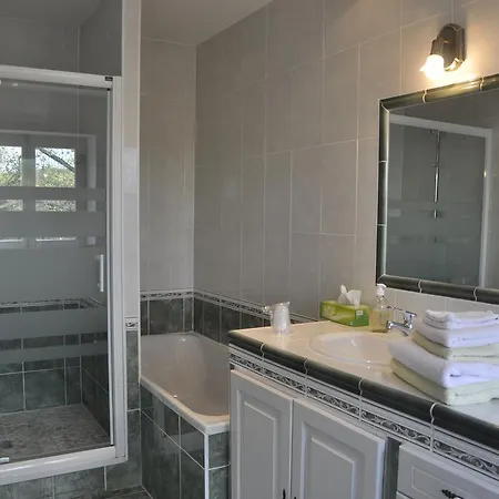Bed & Breakfast Les Cigales Charols